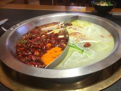 -沸炉重庆老火锅(军事博物馆店)