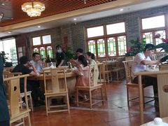 大堂-德胜轩正宗顺德菜(宝安沙井会展中心店)