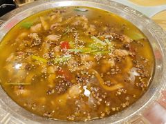 竹林麻麻兔-有红鸡毛店·川菜(抚琴夜市店)