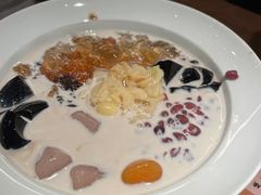 -RUXU入续糖水铺与包(卓悦中心店)