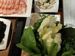 -周周有辣火锅馆(玖耀里店)