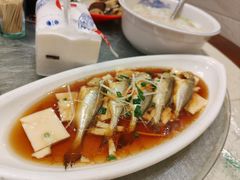 -谊荣海鲜大牌档(石湖店)