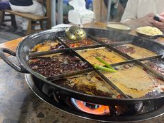 -正南齊北重庆老火锅(光华村直营店)