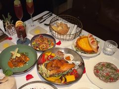 -Mogul Eatery·大亨餐酒馆
