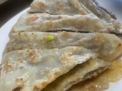 -溢心园香河肉饼总店