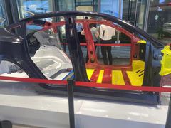 -TESLA 特斯拉(广州天环广场体验店)