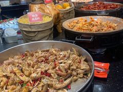 -四海一家自助餐(益田假日广场店)