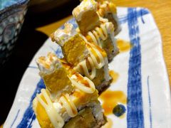 -樱町三味日本料理(城乡世纪广场店)