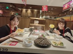 -海底捞火锅鲜切牛肉主题店(长寿路店)