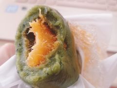 蛋黄肉松青团-南宋胡记(杭州体育场路店)