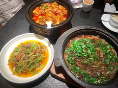-万重锦·人文川菜馆(骡马市店)