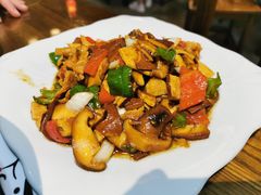-缘来聚·徽菜名店(黄山宏村店)
