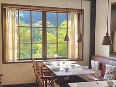 靠窗位-素描餐厅(灵隐天竺店)