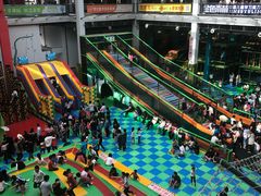 -蒙特利亲子乐园