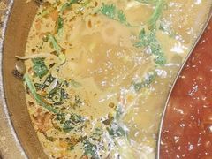 -小天鹅火锅·一线江景洪鼎旗舰店(洪崖洞店)