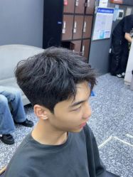 -藤野造型专业烫染接发