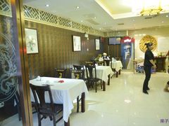 -湘潭九龙鱼头店(城南西路店)