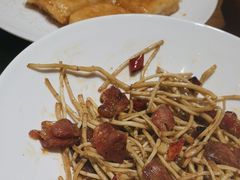 -黄泥岗·地道湖北菜(奥特莱斯店)