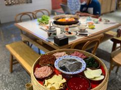 土货九大碗-董眼镜火锅(洪崖洞总店)