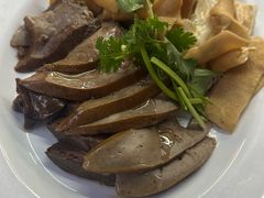 -乌文新澄海卤鹅店