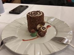 招牌树根蛋糕-莫斯科餐厅