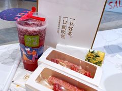 -奈雪的茶(青岛卓悦里INTOWN店)