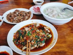 -茅屋大酒店
