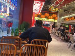 -神府路壹号·海鲜烧烤·砂锅粥·锅物(三坊七巷店)