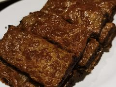 -清真吴记门钉肉饼·喜多利