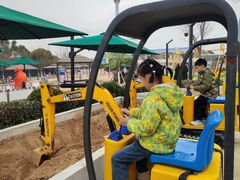 -季高兔窝窝亲子园(上海薰衣草公园店)