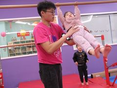 -小小运动馆(浦江店)