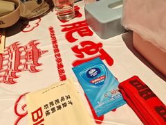 -肥肥虾庄·金牌油焖大虾(汉街SKP店)