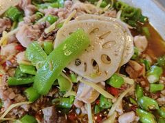 -兔行天下-鸿鹤鲜锅兔(中海国际店)