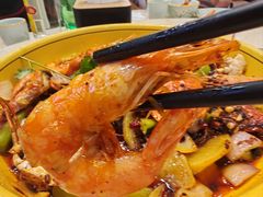 -休记光头香辣蟹干锅(绵竹店)