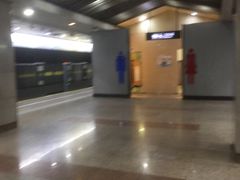 -南京西路(地铁站)