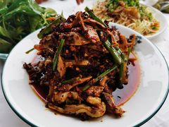 -陈胖子鱼庄(黄辣丁新津店)