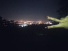 -鬼笑石后山停车场