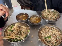 -正宗杨记普洱酸醋米线(总店)