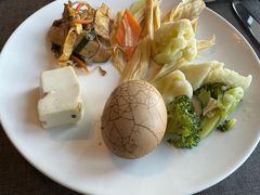 -唐拉雅秀酒店-西锦汇空中BBQ·思创餐厅