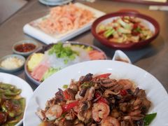 -鑫渔港海鲜本地菜·山海关浑锅(东戴河店)