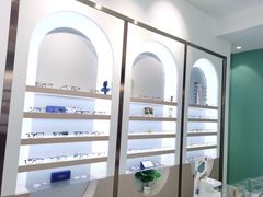 -无界眼镜MaxLess(南翔印象城店)