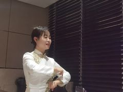 -朗丽兹自助餐厅