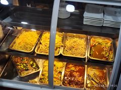 特色凉菜拼盘-小胡驴肉火烧 砂锅米线(义和庄店)