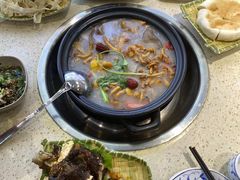 -九寨沟特色牦牛肉汤锅