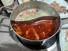 -金滏山·烤肉海鲜火锅自助(襄阳万达店)