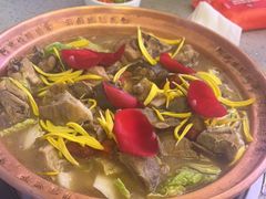 -阿婆情腊排骨火锅(金虹路店)