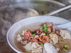 牛腩云吞面-新园饮食店(香洲总店)