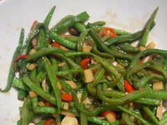 -黄泥岗·地道湖北菜(奥特莱斯店)