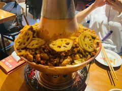 -炉小二铜锅牛蛙•川湘菜(三里屯店)