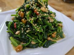 -苏莱特色牛骨滩羊手抓馆(长城东街总店)